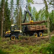 The new Elk is said to be an 'efficient and agile forwarder'