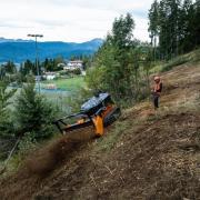 The RCU120 is designed to work in hard-to-reach areas or on steeply sloping terrain